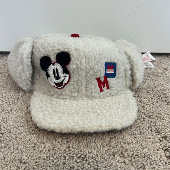 Disney Sherpa Cap Size XS/S (3-6) - Picture 1 of 6